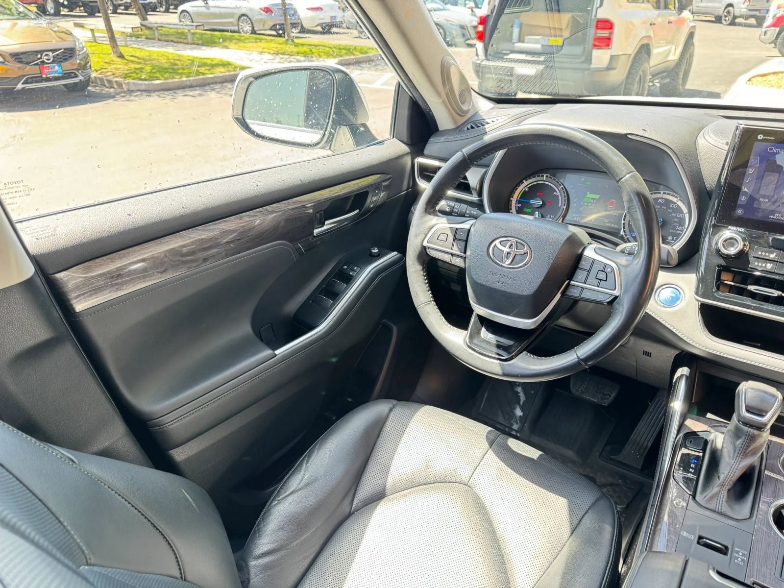 2022 Toyota Highlander Hybrid Limited