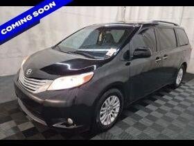 2016 Toyota Sienna XLE 8-Passenger