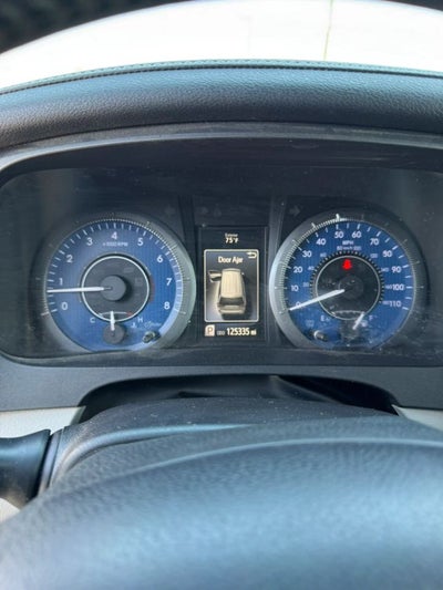 2016 Toyota Sienna XLE Minivan 4D