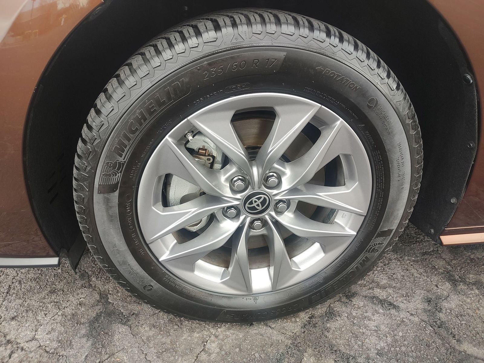 2021 Toyota Sienna XLE