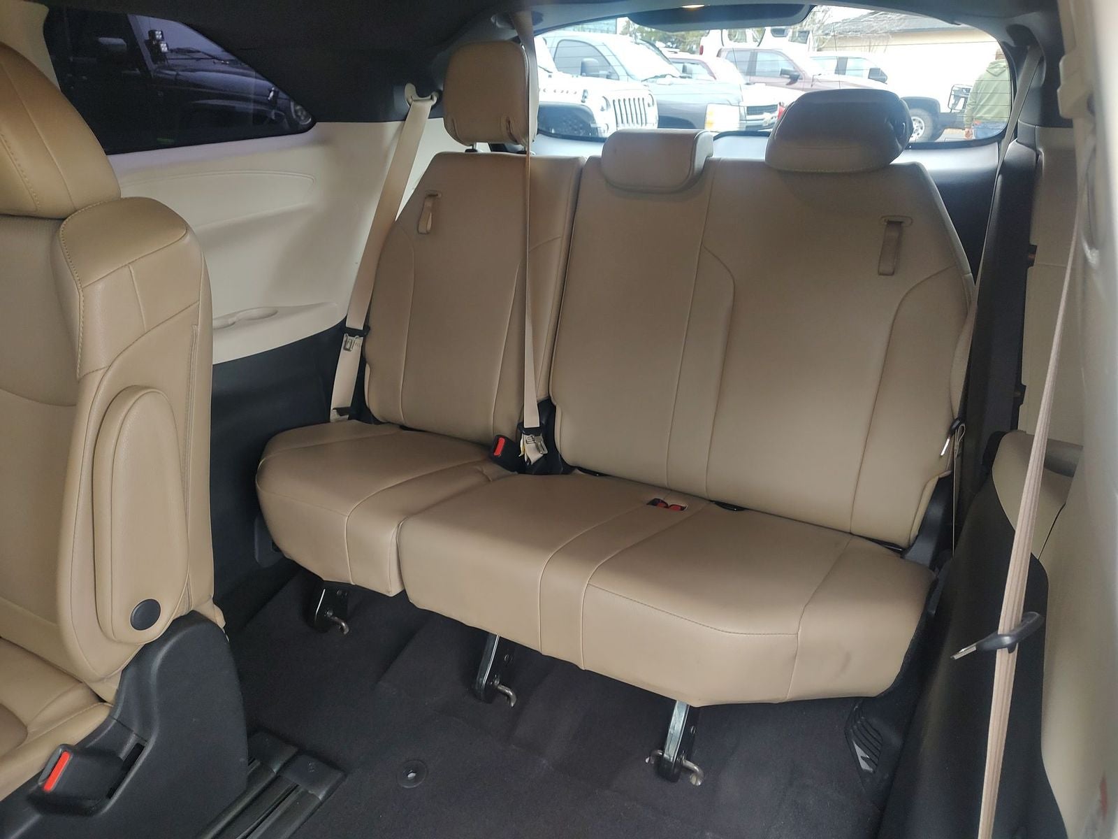 2021 Toyota Sienna XLE