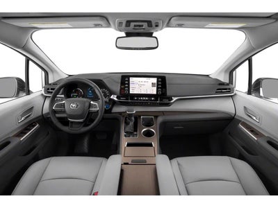 2021 Toyota Sienna XLE 8-Passenger