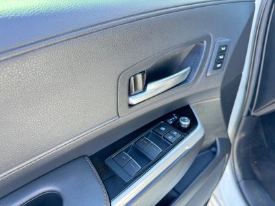 2025 Toyota Sienna Limited Van 4D