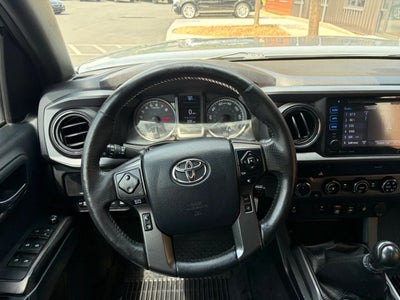 2018 Toyota Tacoma Double Cab TRD Off-Road Pickup 4D 5 ft