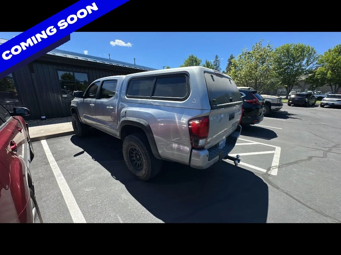 2018 Toyota Tacoma Double Cab TRD Off-Road Pickup 4D 5 ft
