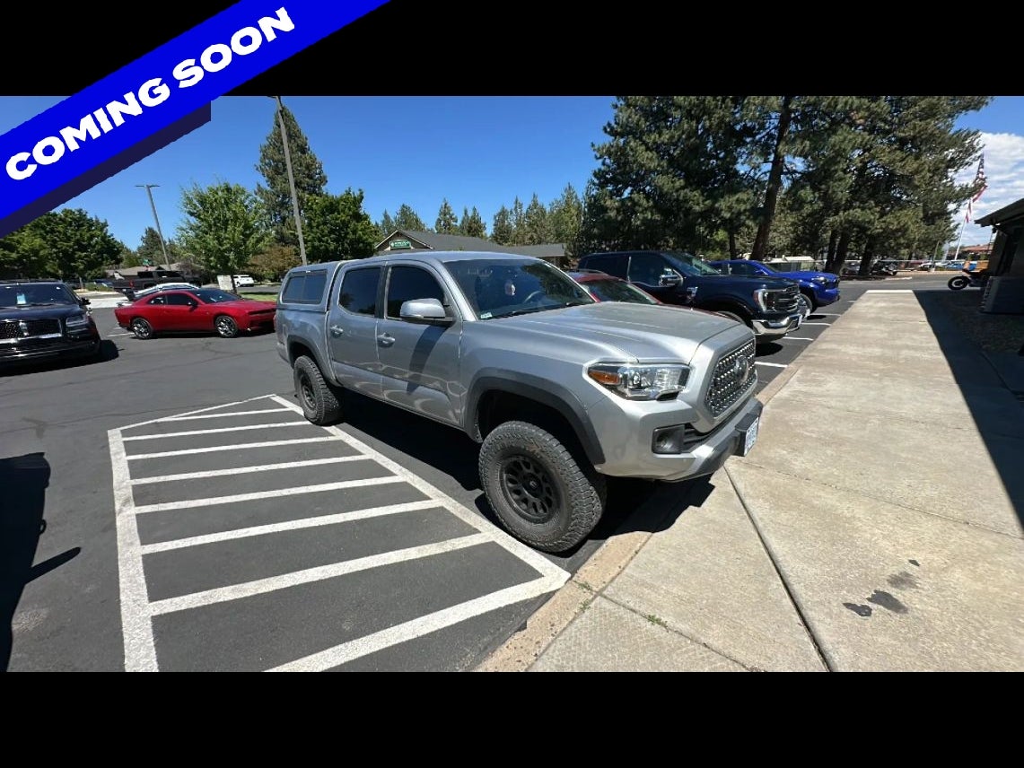 2018 Toyota Tacoma Double Cab TRD Off-Road Pickup 4D 5 ft