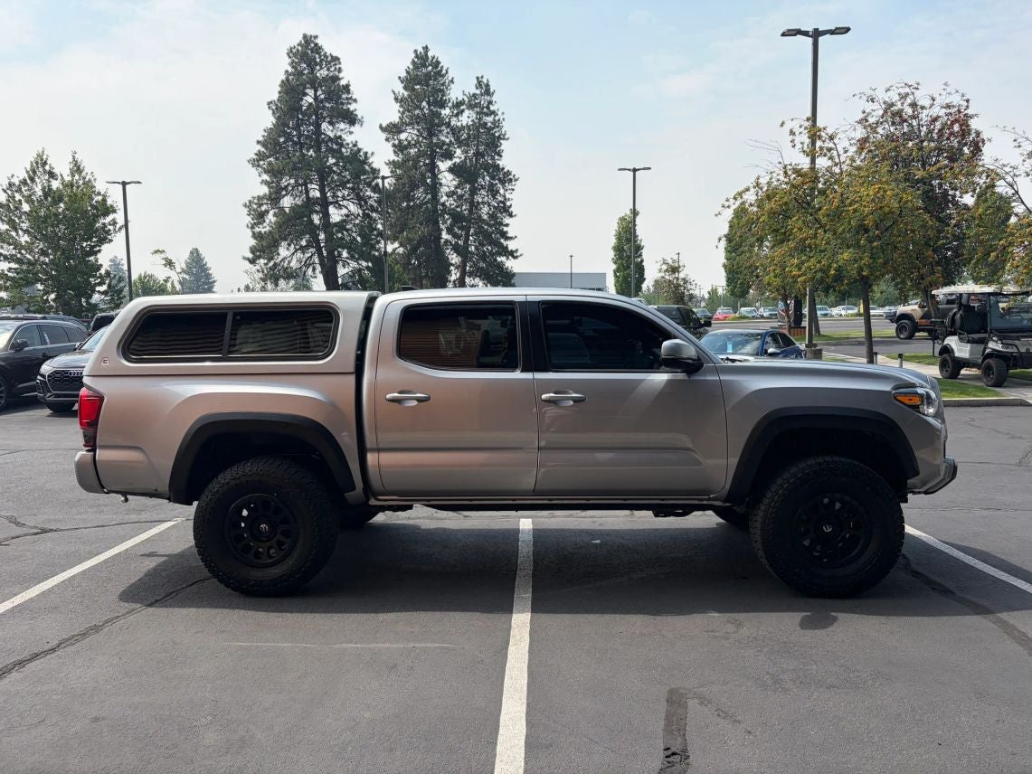 2018 Toyota Tacoma Double Cab TRD Off-Road Pickup 4D 5 ft
