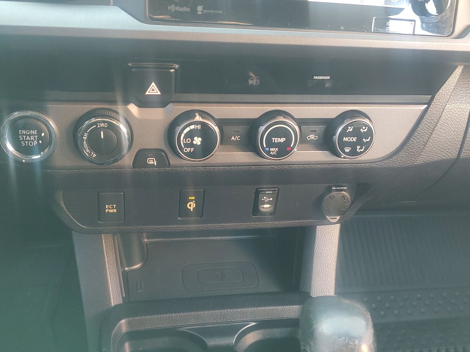 2016 Toyota Tacoma TRD Off-Road Pickup 4D 5 ft