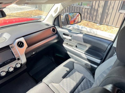 2018 Toyota Tundra SR5