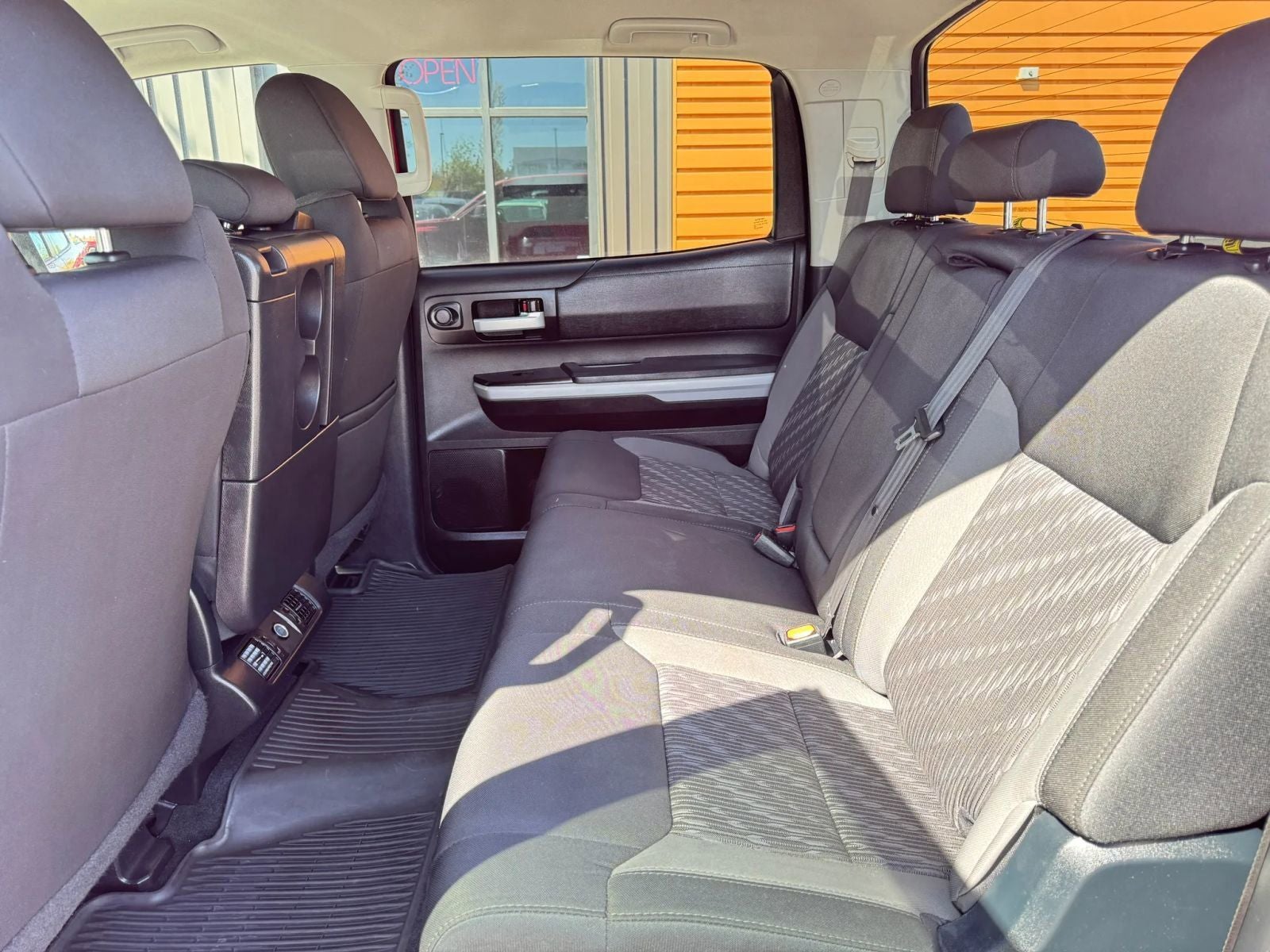 2018 Toyota Tundra SR5