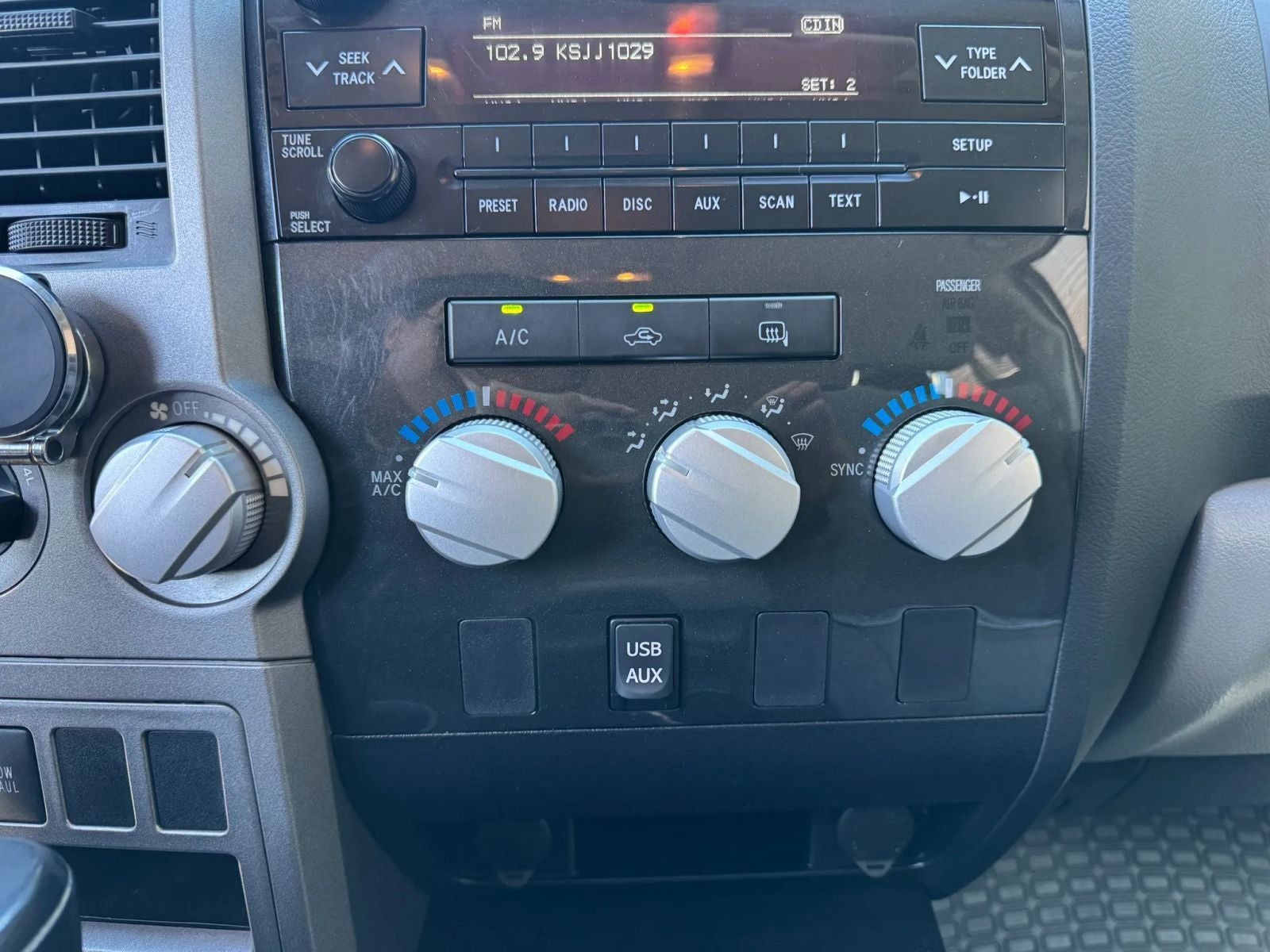 2012 Toyota Tundra Grade 4.6L V8