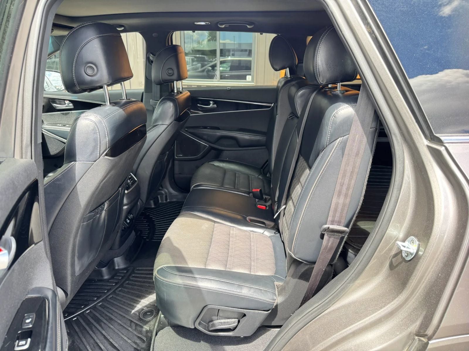 2017 Kia Sorento SX Limited