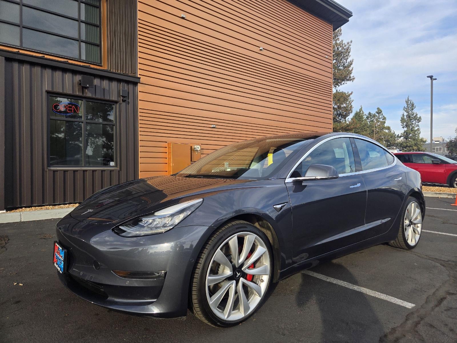 2018 Tesla Model 3 Performance