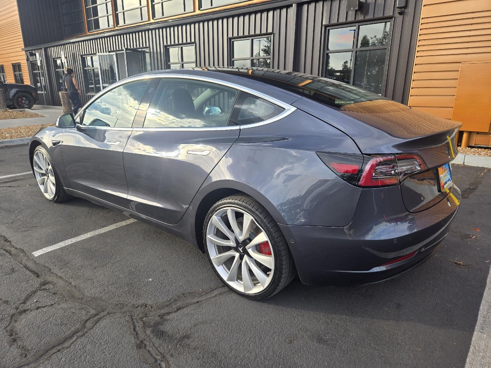 2018 Tesla Model 3 Performance