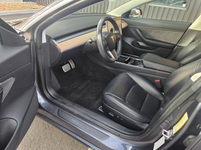 2018 Tesla Model 3 Performance