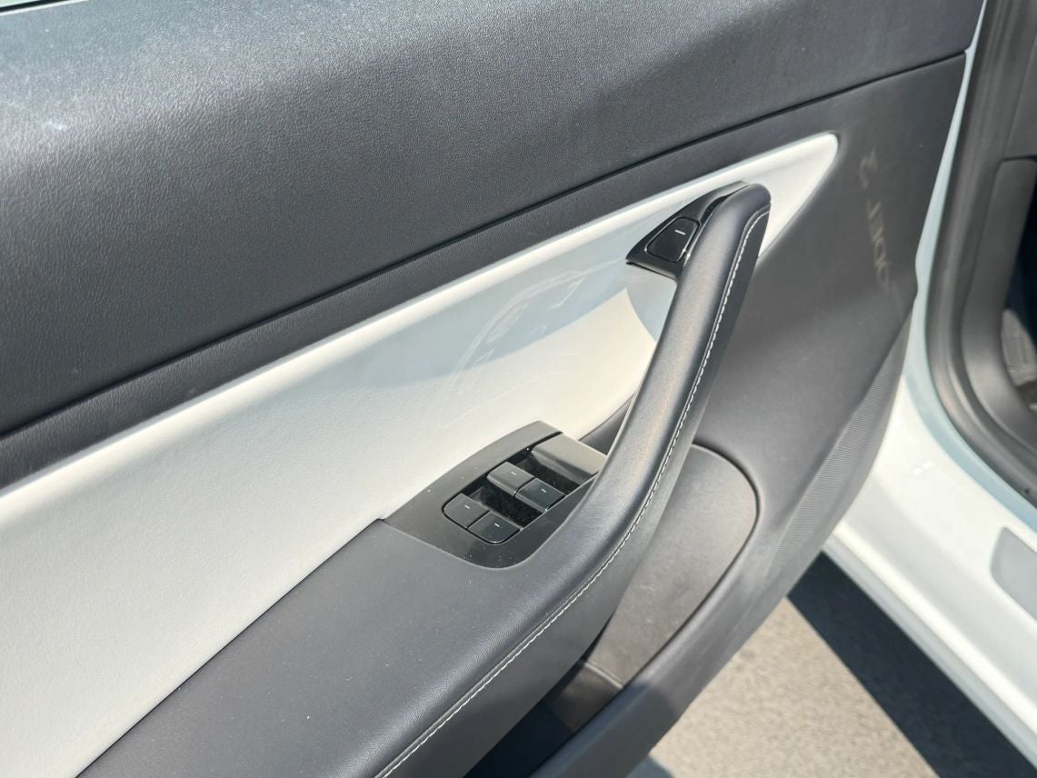 2018 Tesla Model 3 Long Range Sedan 4D