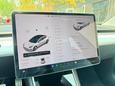2018 Tesla Model 3 Long Range Sedan 4D
