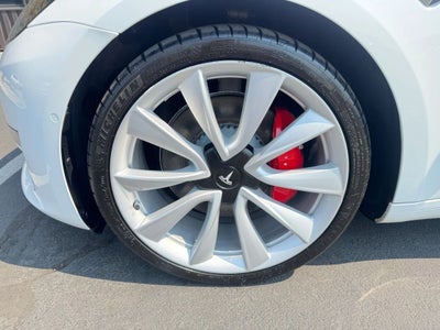 2018 Tesla Model 3 Long Range Sedan 4D