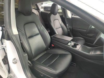 2018 Tesla Model 3 Long Range Sedan 4D