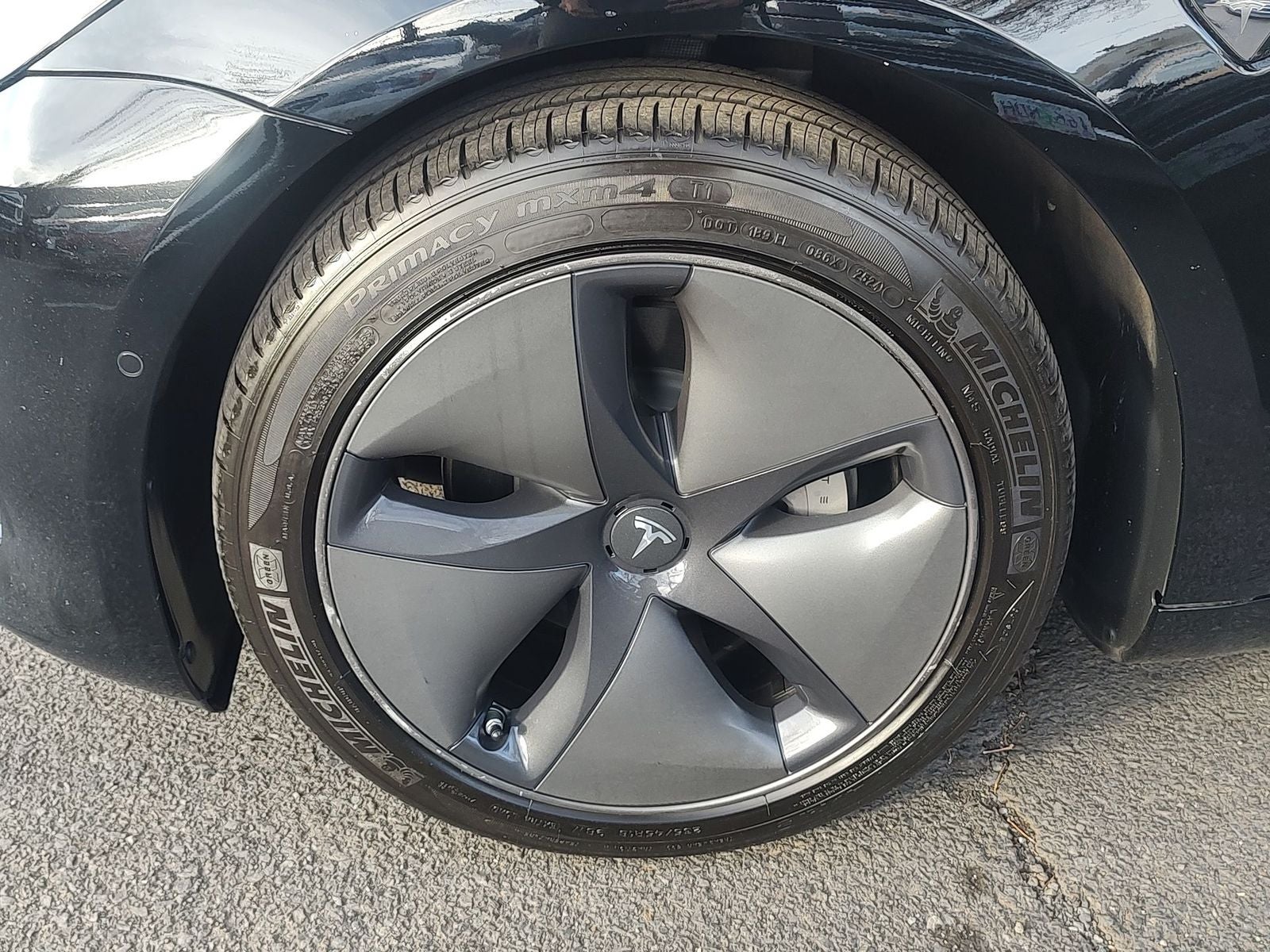 2019 Tesla Model 3 Performance