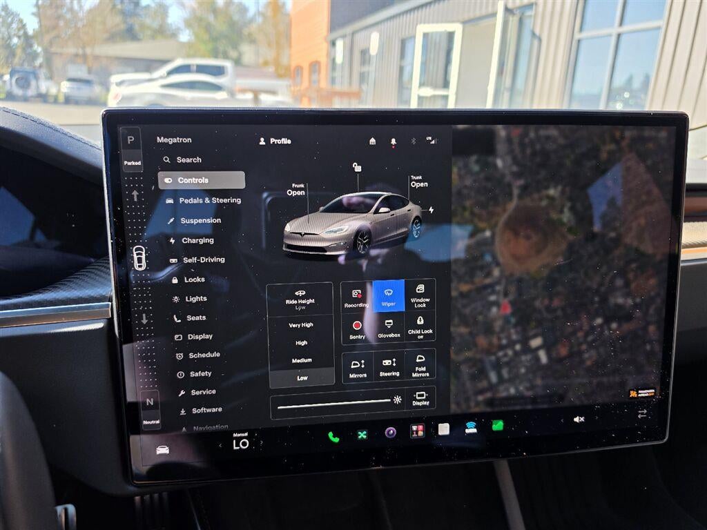 2022 Tesla Model S Plaid