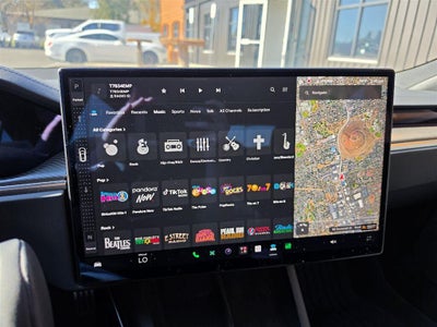 2022 Tesla Model S Plaid