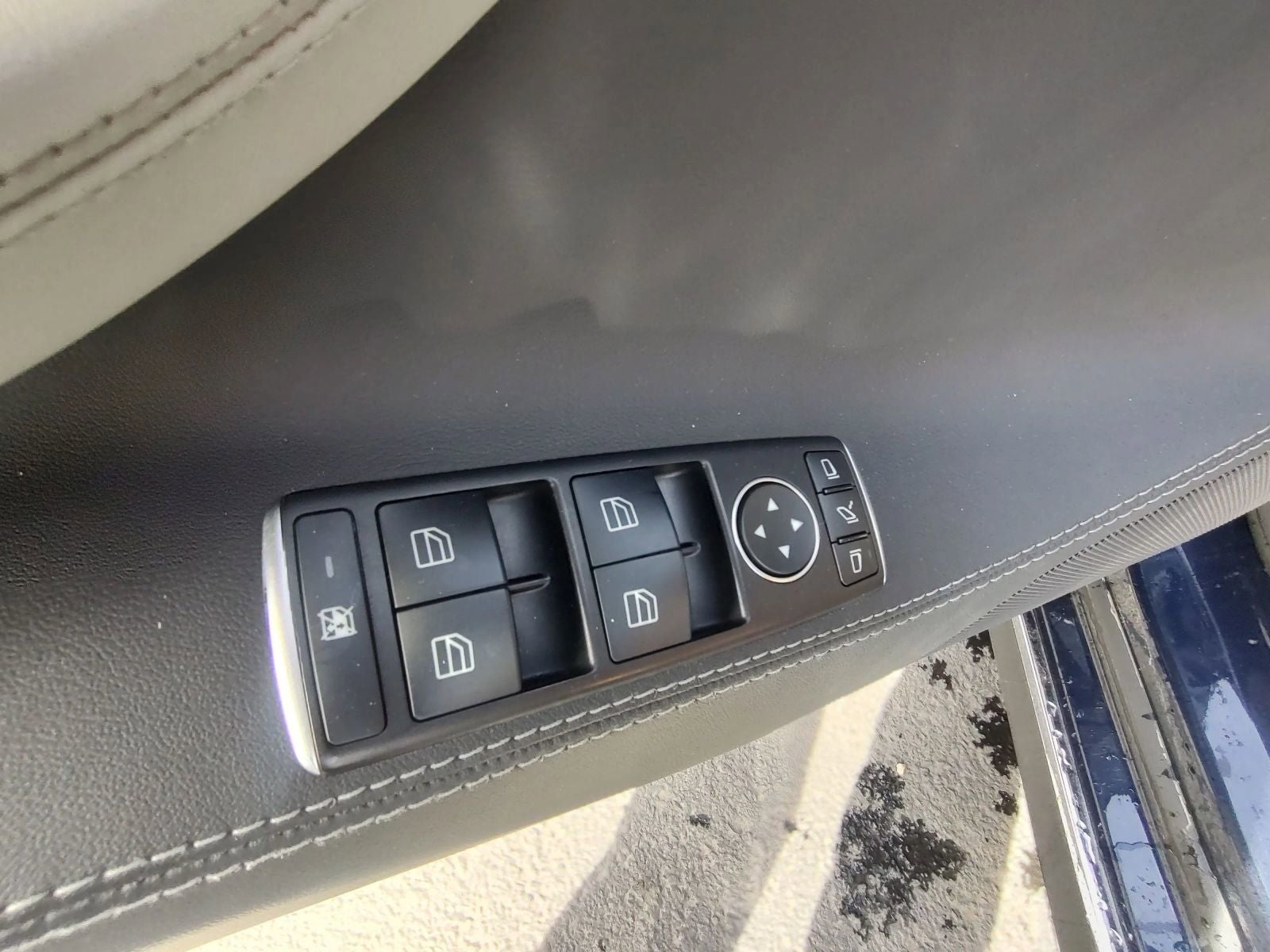 2015 Tesla Model S 70D