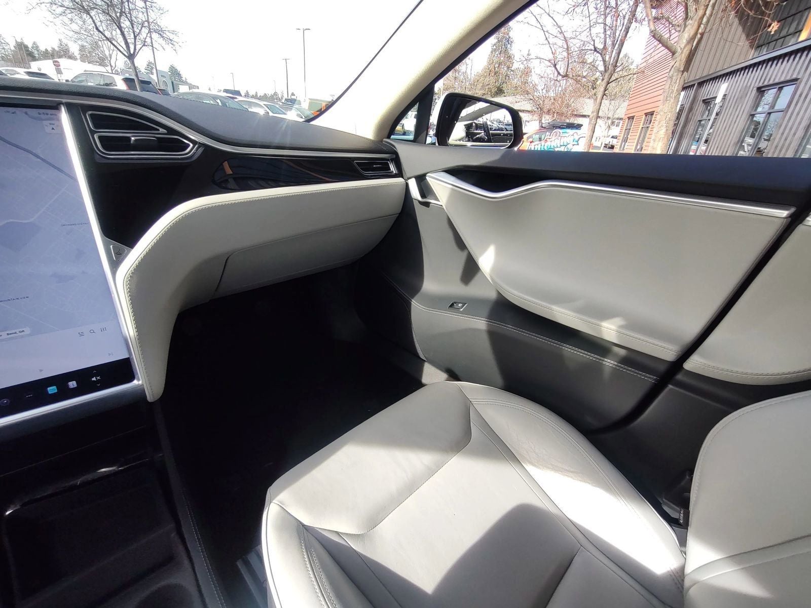 2015 Tesla Model S 70D