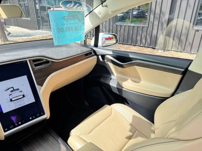 2016 Tesla Model X 90D