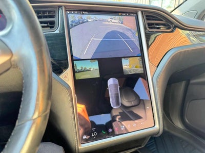 2018 Tesla Model X 75D Sport Utility 4D