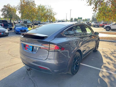 2018 Tesla Model X 75D Sport Utility 4D