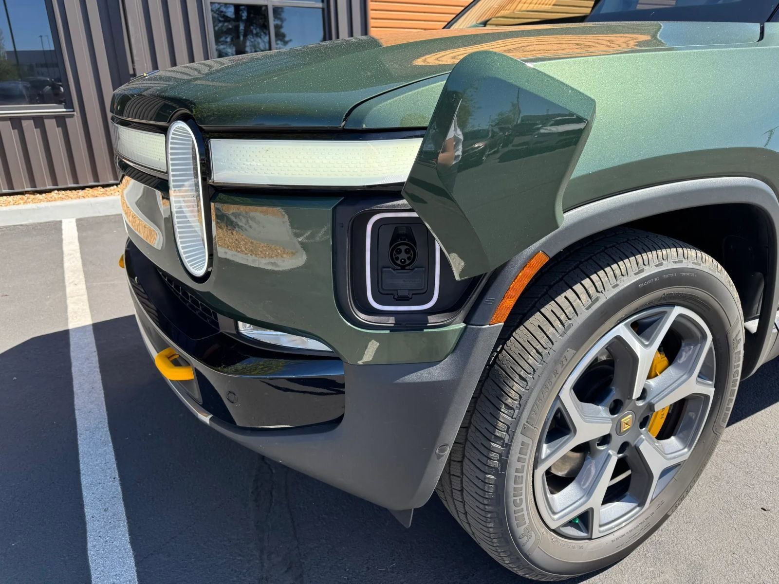 2023 Rivian R1T Adventure