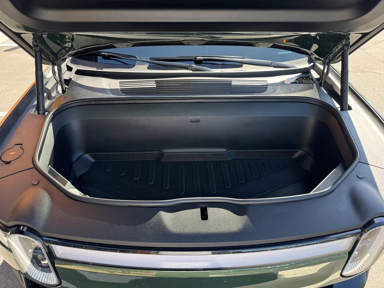 2023 Rivian R1T Adventure