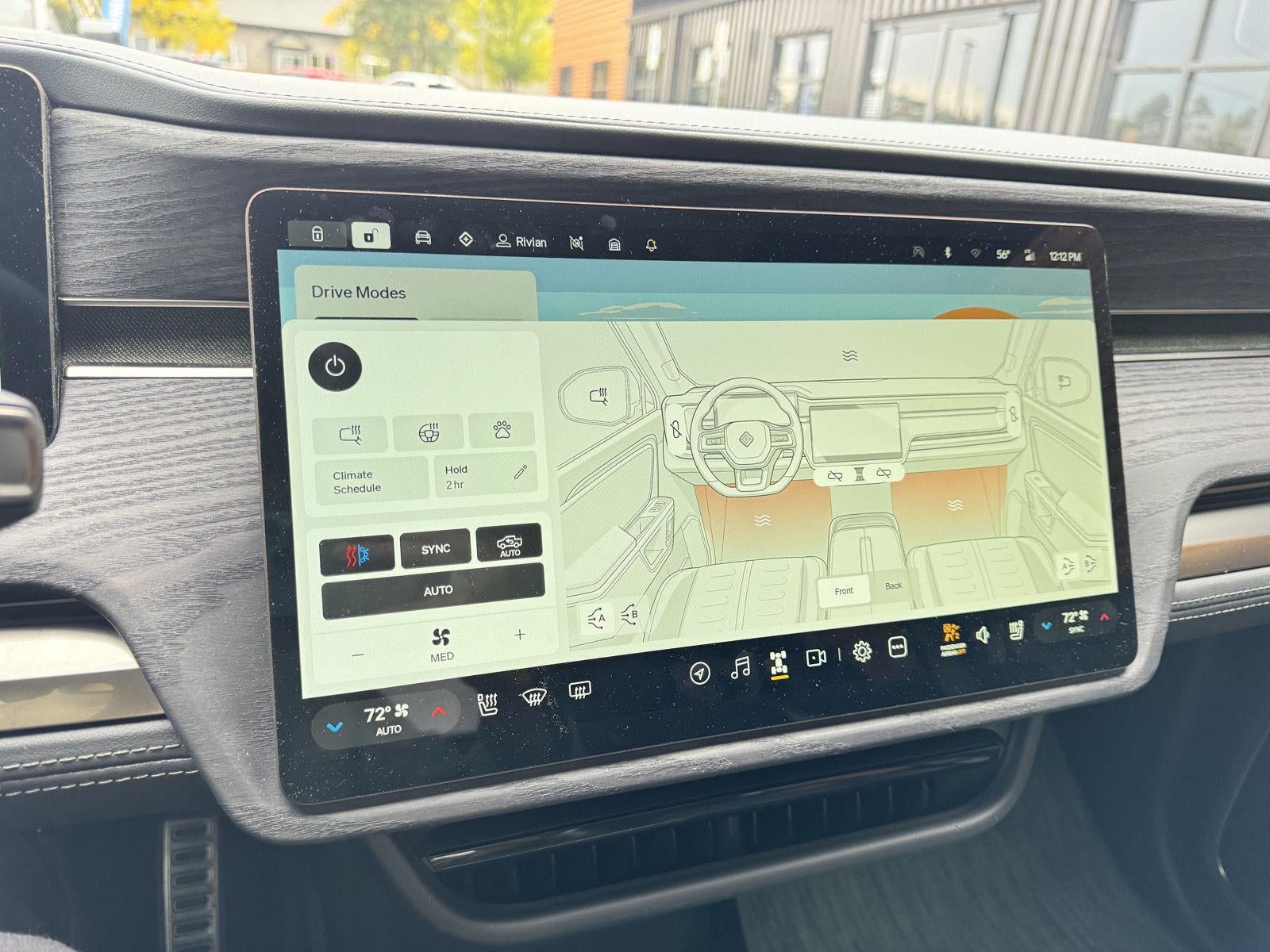 2024 Rivian R1T Adventure