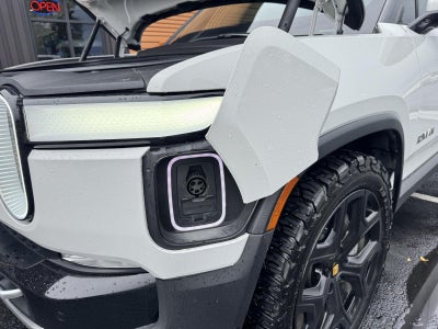 2024 Rivian R1T Adventure