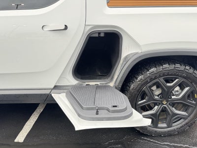 2024 Rivian R1T Adventure