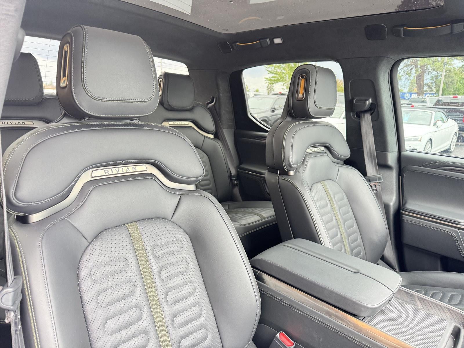 2024 Rivian R1T Adventure