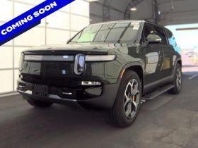 2023 Rivian R1S Adventure