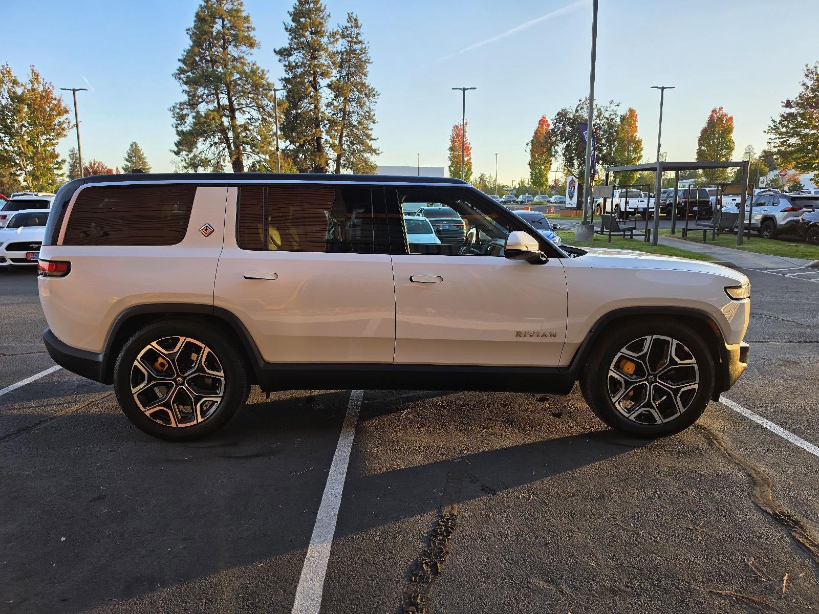 2022 Rivian R1S Launch Edition