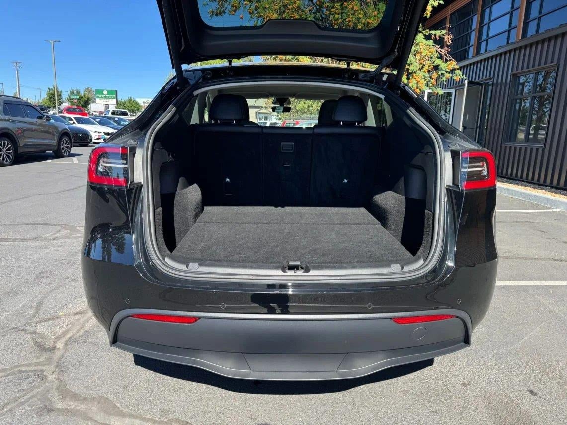 2022 Tesla Model Y Performance Sport Utility 4D
