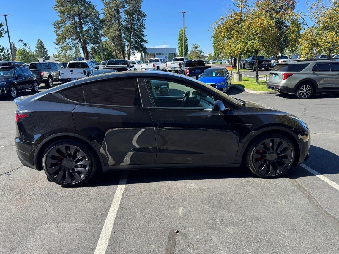 2022 Tesla Model Y Performance Sport Utility 4D