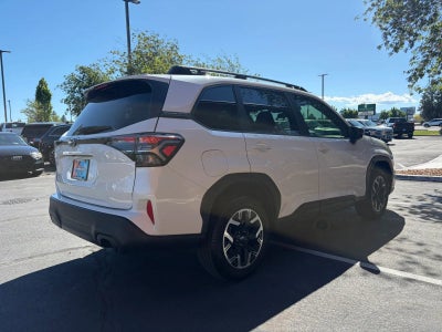 2025 Subaru Forester Premium