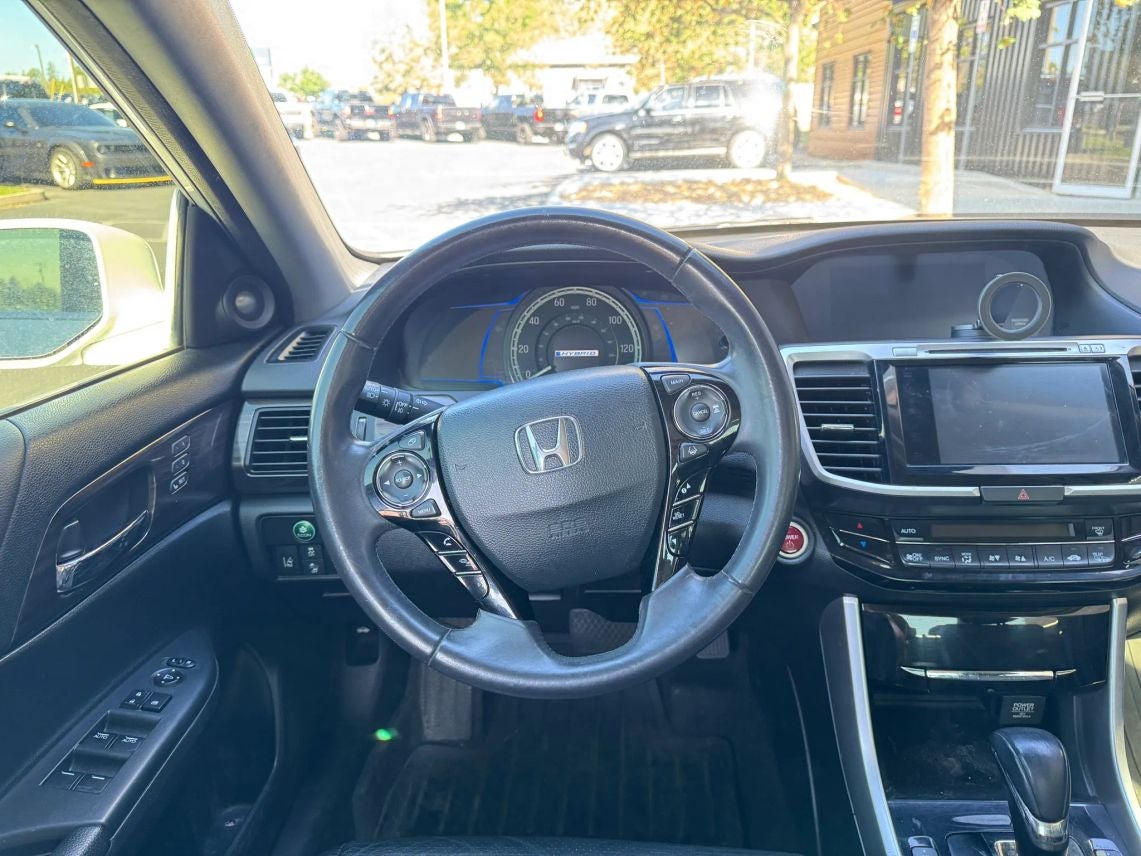 2017 Honda Accord Hybrid EX-L Sedan 4D