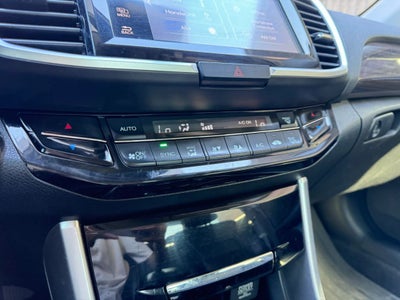 2017 Honda Accord Hybrid EX-L Sedan 4D