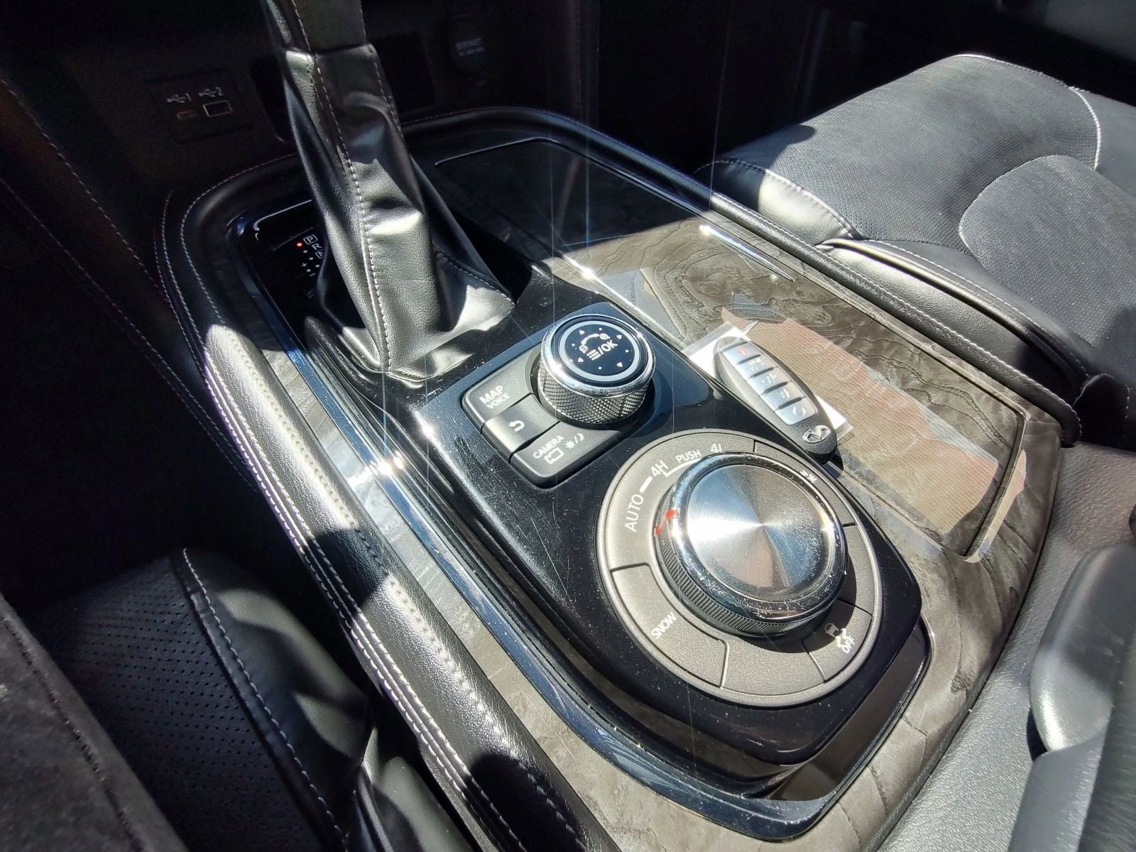 2020 INFINITI QX80 LUXE