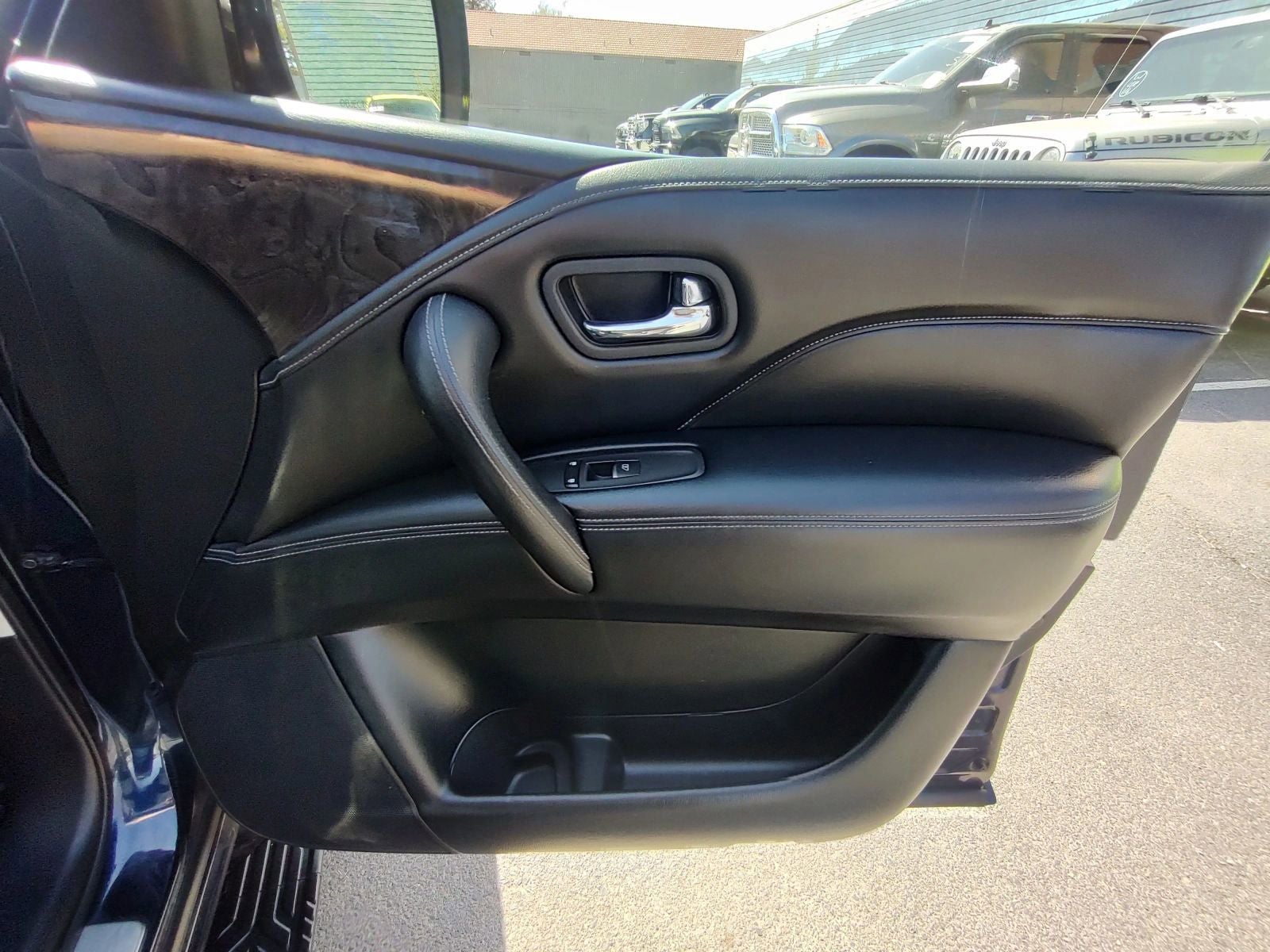 2020 INFINITI QX80 LUXE