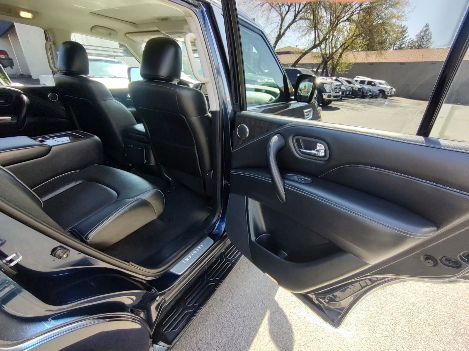 2020 INFINITI QX80 LUXE