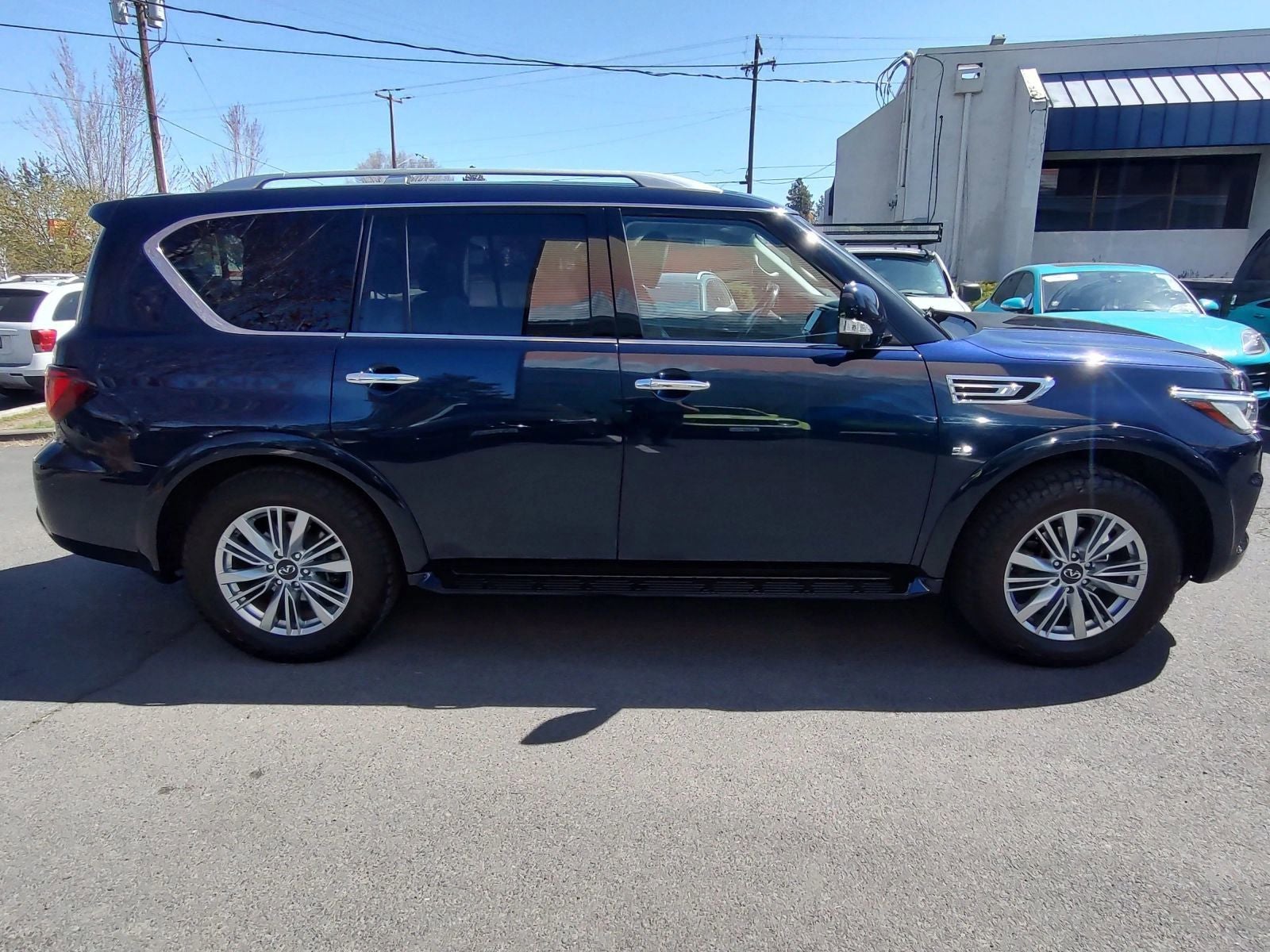 2020 INFINITI QX80 LUXE