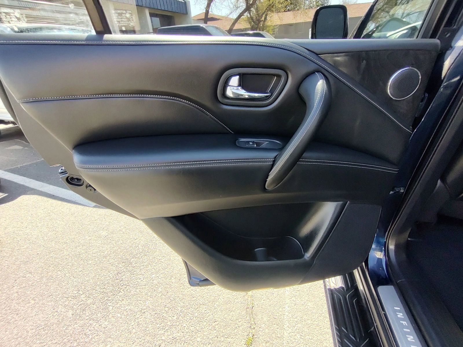 2020 INFINITI QX80 LUXE