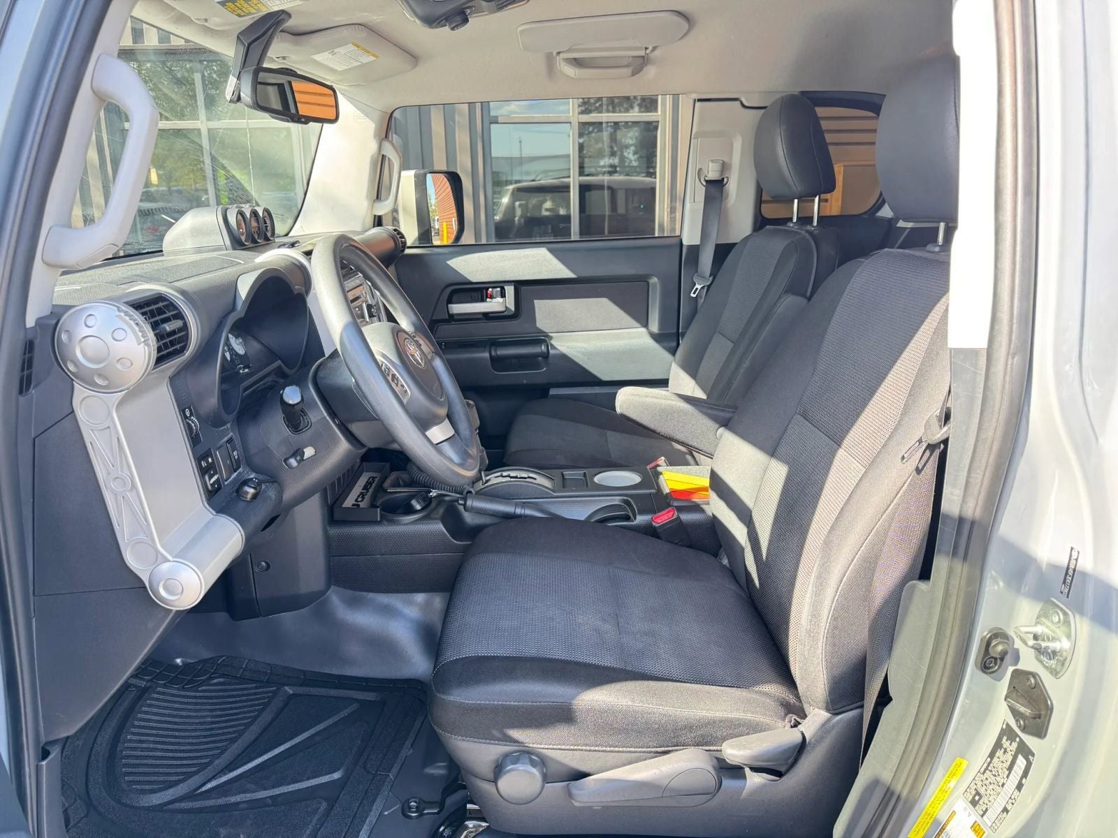 2014 Toyota FJ Cruiser Base